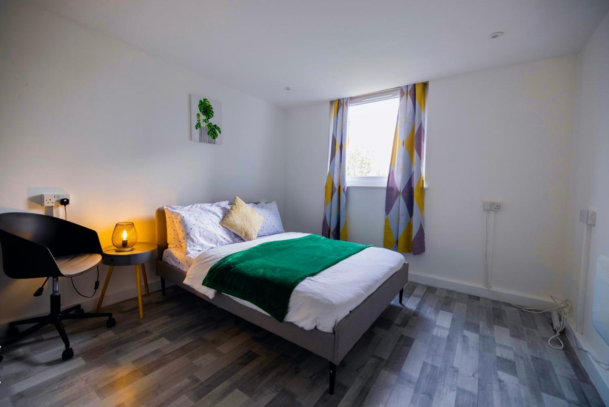 2 Bedrooms -Parking-Very Spacious-Wifi London Bagian luar foto